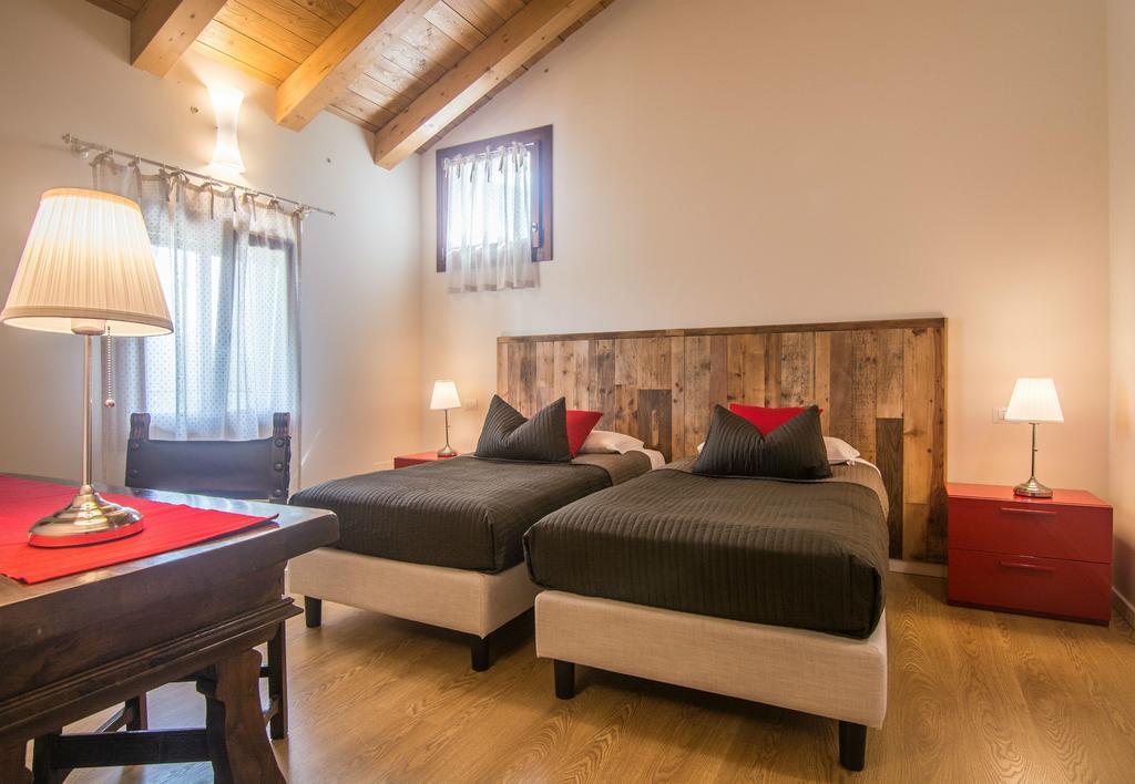 Casa Dei Racconti Guest House Ceggia ภายนอก รูปภาพ